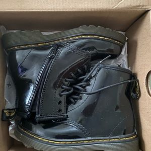 Kids Dr. Martens black patent boots
